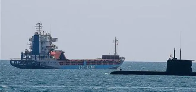 Türk denizaltısı Antalya’dan ayrıldı