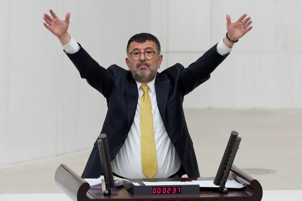 Veli Ağbaba
