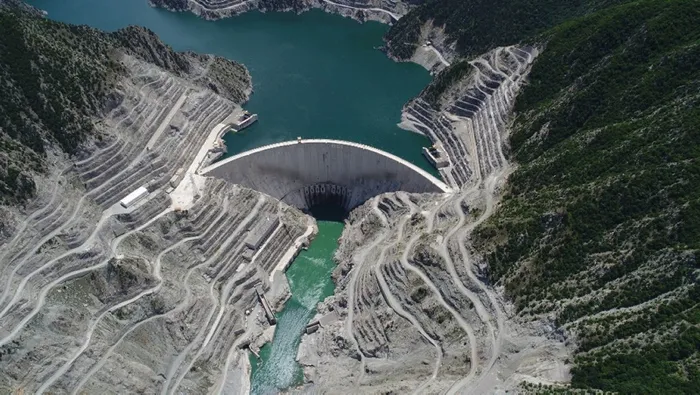 Türkiye'nin enerji hamleleri meyvelerini veriyor! Artvin’deki barajlardan milli ekonomiye 20 milyar TL katkı - 2