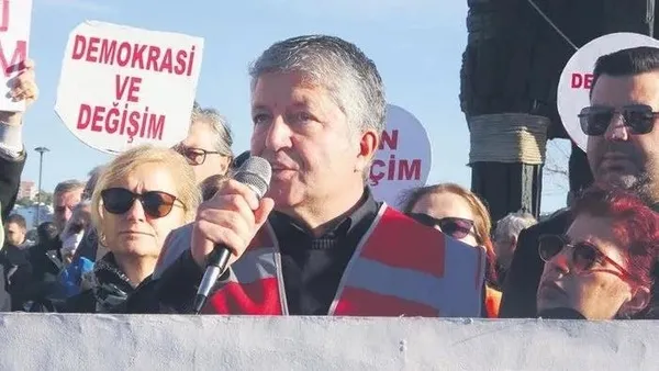 chpyi-karistiran-olay-canakkalede-kazan-kayniyor-ankaraya-yuruyus-baslatti-1703570311729.jpeg CHP'yi karıştıran olay! Çanakkale'de kazan kaynıyor: Ankara'ya yürüyüş başlattı - 1