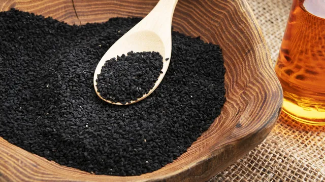 kabizligin-dogal-ilaci-yogurdun-icine-koyup-kasik-kasik-yiyin-gunde-2-kez-1712751880537.jpg Kabızlığın doğal ilacı! Yoğurdun içine koyup kaşık kaşık yiyin! Günde 2 kez... - 3