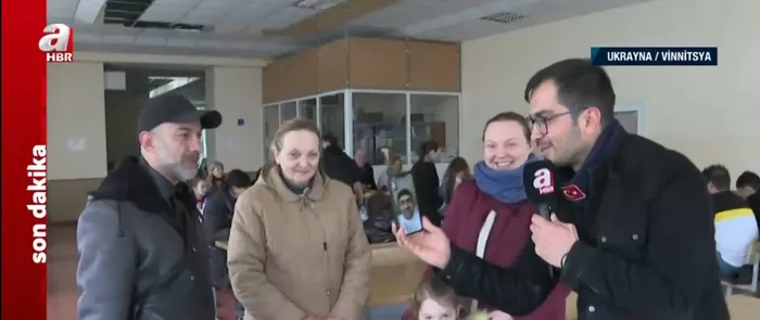 Siviller Ukrayna’dan tahliye ediliyor! Kavuşma anları A Haber’de! Minik Aylin babasına böyle seslendi - 2