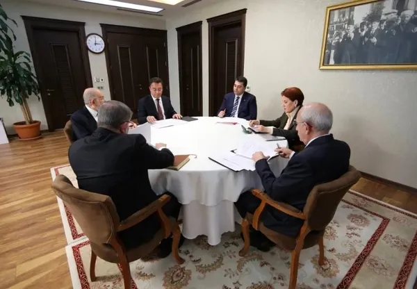 son-dakika-baskan-recep-tayyip-erdogandan-trt-canli-yayininda-kritik-secim-aciklamasi-1684782907534.jpg