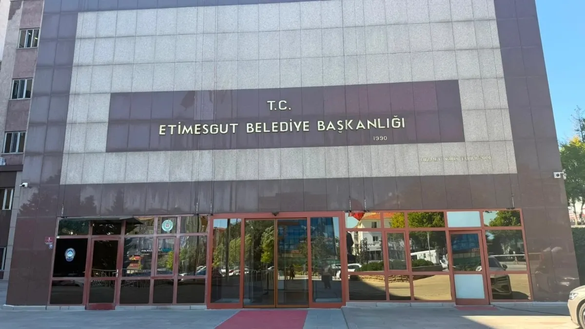 Etimesgut Belediye Başkanı Erdal Beşikçioğlu’nun ifadesine ulaşıldı - 2