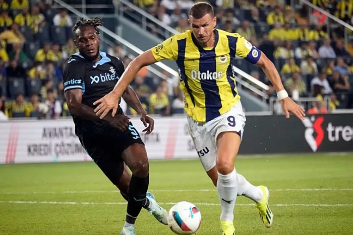 kanarya-evinde-uctu-fenerbahce-adana-demirsporu-maglup-etti-sari-lacivertliler-3-puani-kapti-1723325289060.jpg Trendyol Süper Lig'in ilk haftasında Fenerbahçe, konuk ettiği Adana Demirspor'u 1-0'lık skorla mağlup etti.