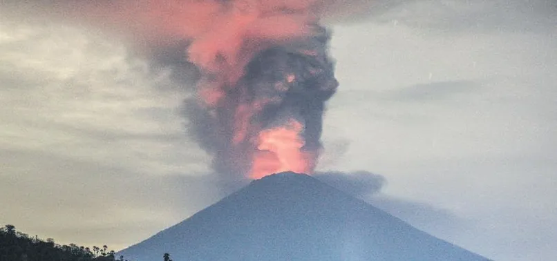 Bali’de 100 bin yolcu mahsur kaldı