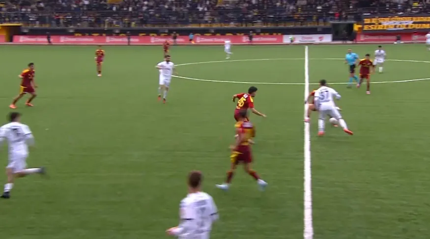 canli-ziraat-turkiye-kupasinda-heyecan-bitlis-ozguzelderespor-kayserispor-maci-1793275469884.png Bitlisspor, Kayserispor'u 4-1 mağlup ederek Türkiye Kupası'nda tur atladı - 1