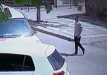 Bu kadarı da "pes" dedirtti! Pişkin hırsız herkesin gözü önünde...