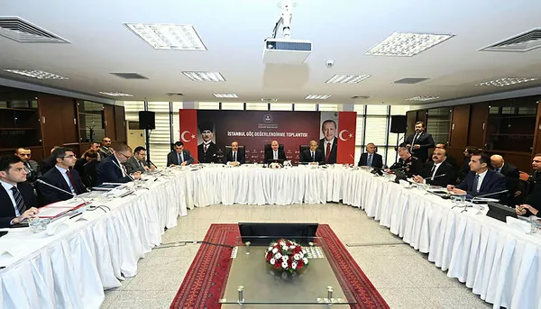 İçişleri Bakanı Süleyman Soylu duyurdu: O ilçelere yeni yabancı kaydı yapılmayacak - 3