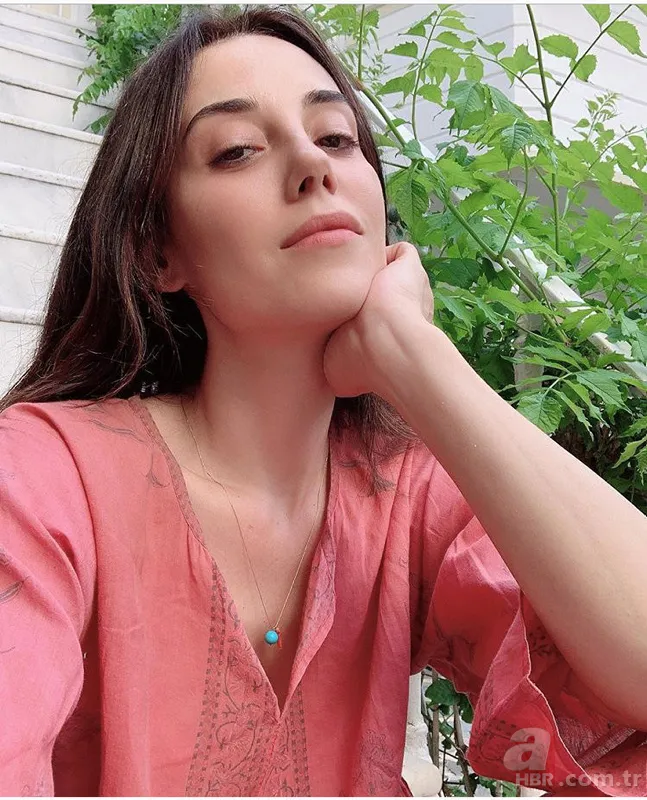 Ünlü şarkıcı Serdar Ortaç’tan bomba aşk itirafı! Gözde oyuncuya kalbini kaptırmış: Onun için şarkı bile yazdım 7