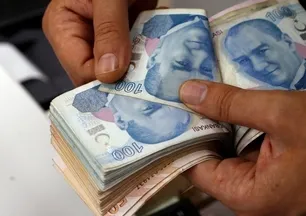 Milyonlar bekliyordu! En düşük emekli maaşı için konuşulan rakama ahaber.com.tr ulaştı