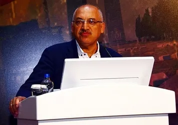Mehmet Büyükekşi: Türkiye büyümede 21 AB üyesini solladı