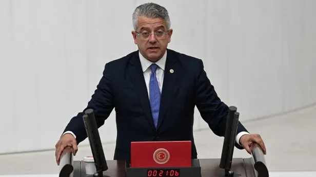 ahmet-ersagun-yucel-kimdir-kac-yasinda-ne-is-yapiyor-istanbul-milletvekili-ahmet-ersagun-yucelin-hayati-ve-kar-1723548030988.jpg Ahmet Ersagun Yücel kimdir, kaç yaşında, ne iş yapıyor? İstanbul Milletvekili Ahmet Ersagun Yücel'in hayatı ve kariyeri... - 4