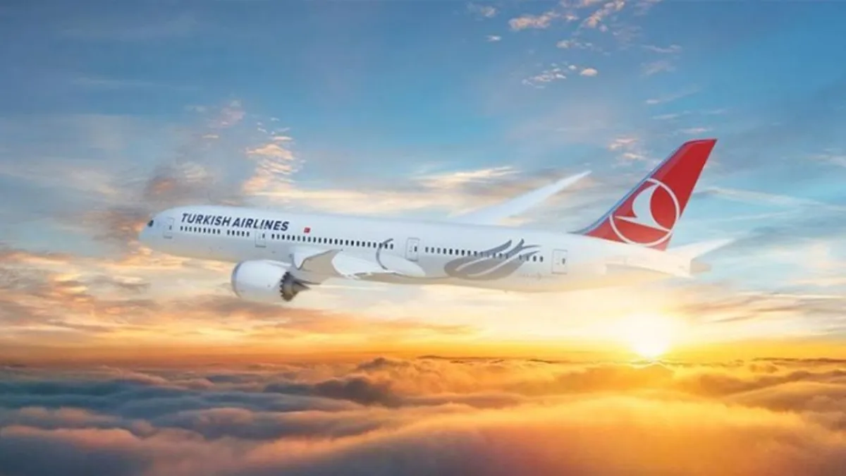 Bakan Uraloğlu'ndan hava sahası kısıtlaması açıklaması: Operasyonlar sürüyor | Birçok uçuş iptal