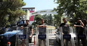 Öğrenci ailesi FETÖ’cülerden şikayetçi!