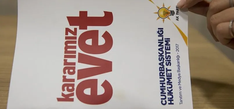 AK PARTİ'DEN REFERANDUM KİTAPÇIĞI!