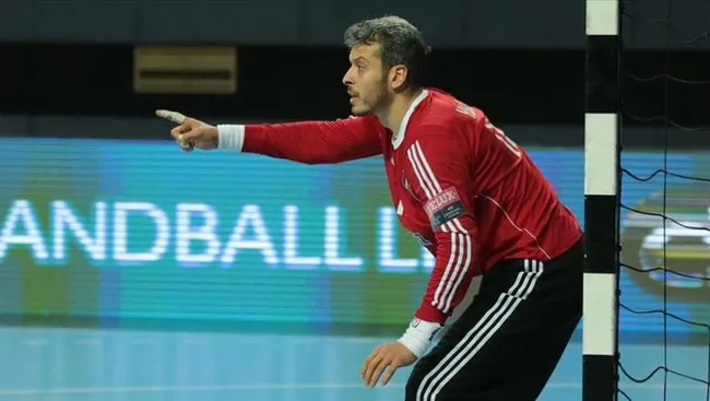 AEK’dan Türk hentbolcuya asker selamı cezası