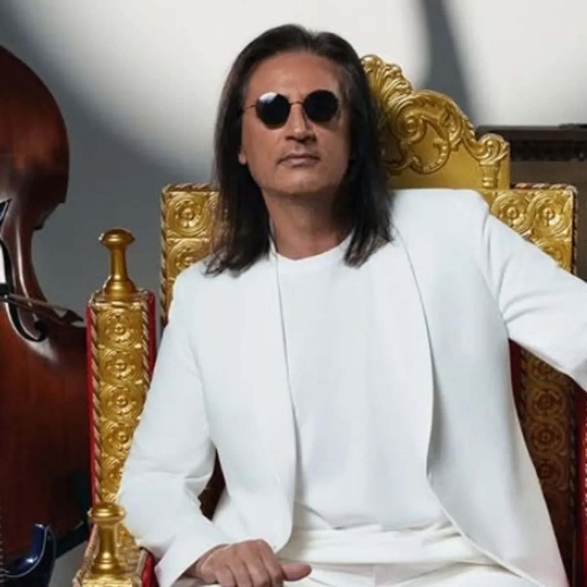 Çelik’ten takipçisinin "SUV araç" talebine sert yanıt