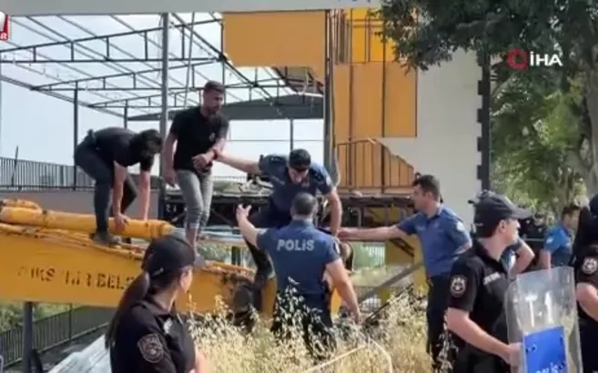 Adana’da yıkım gerginliği