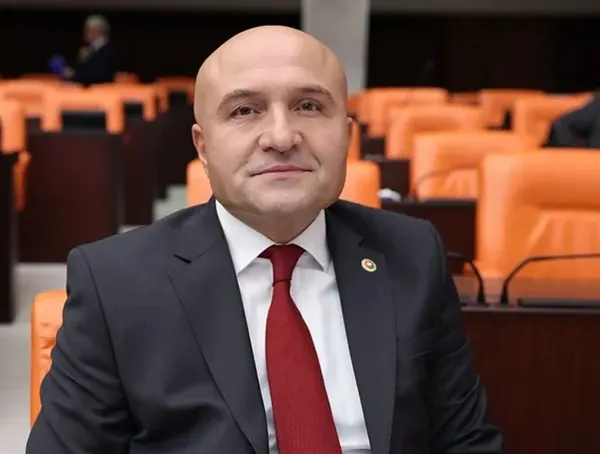 İYİ Parti’deki toplantının perde arkasında bomba sözler: Tek girersek sıfır çekeriz oya göre iş birliği yapalım