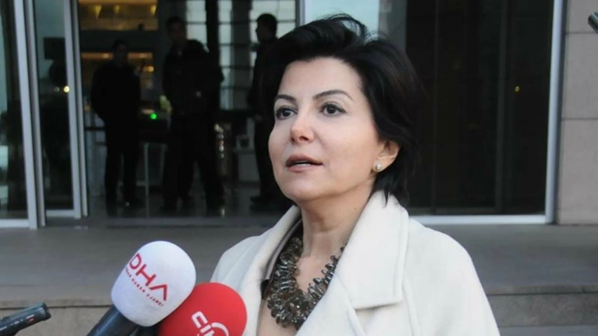 Sedef Kabaş hakaret talimatını kimden aldı? CHP neden hakarete sahip çıktı?