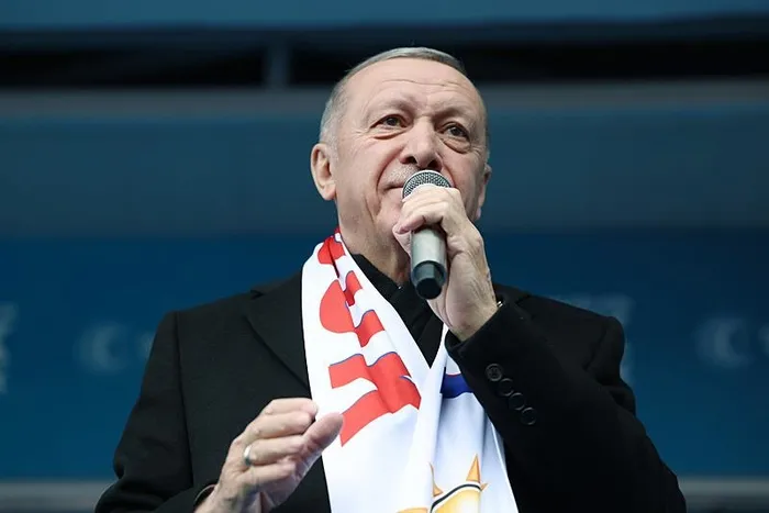 Başkan Erdoğan’dan Karabük’ün ardından Çankırı’da önemli açıklamalar! CHP’ye sert tepki: Şaibeli paralarla kule yapıyorlar