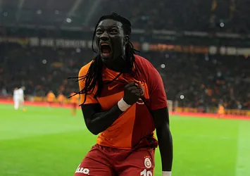 En iyisi Bafetimbi Gomis...