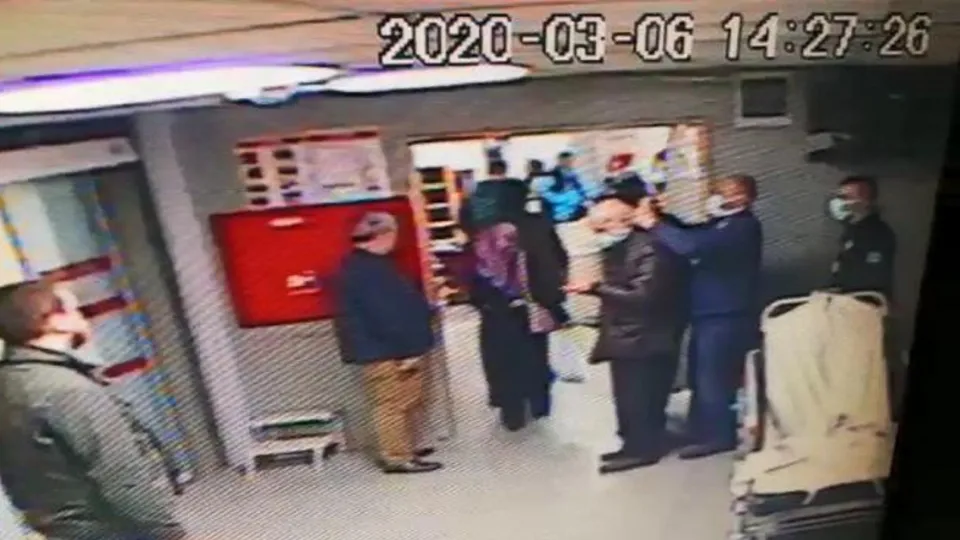 Bursa'da hastanede koronavirüs paniği! Herkese maske dağıtıldı