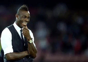 Nice, Balotelli'yi kadrosuna kattı