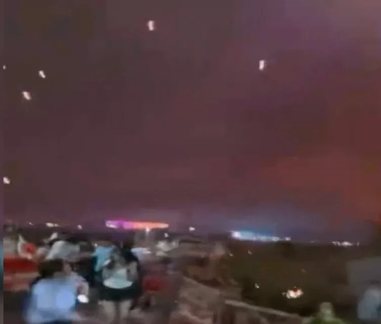 Gökten dron yağdı!
