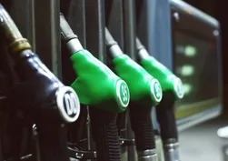 Benzine gece yarısı zam geldi: İstanbul, Ankara ve İzmir’de güncel akaryakıt fiyatları ne kadar oldu?