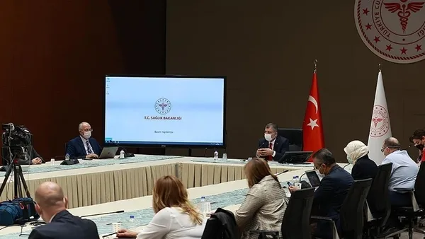 koronavirus-bilim-kurulu-bugun-saglik-bakani-fahrettin-koca-baskanliginda-toplaniyor-1639548659644.jpg Koronavirüs Bilim Kurulu bugün Sağlık Bakanı Fahrettin Koca başkanlığında toplanıyor - 1