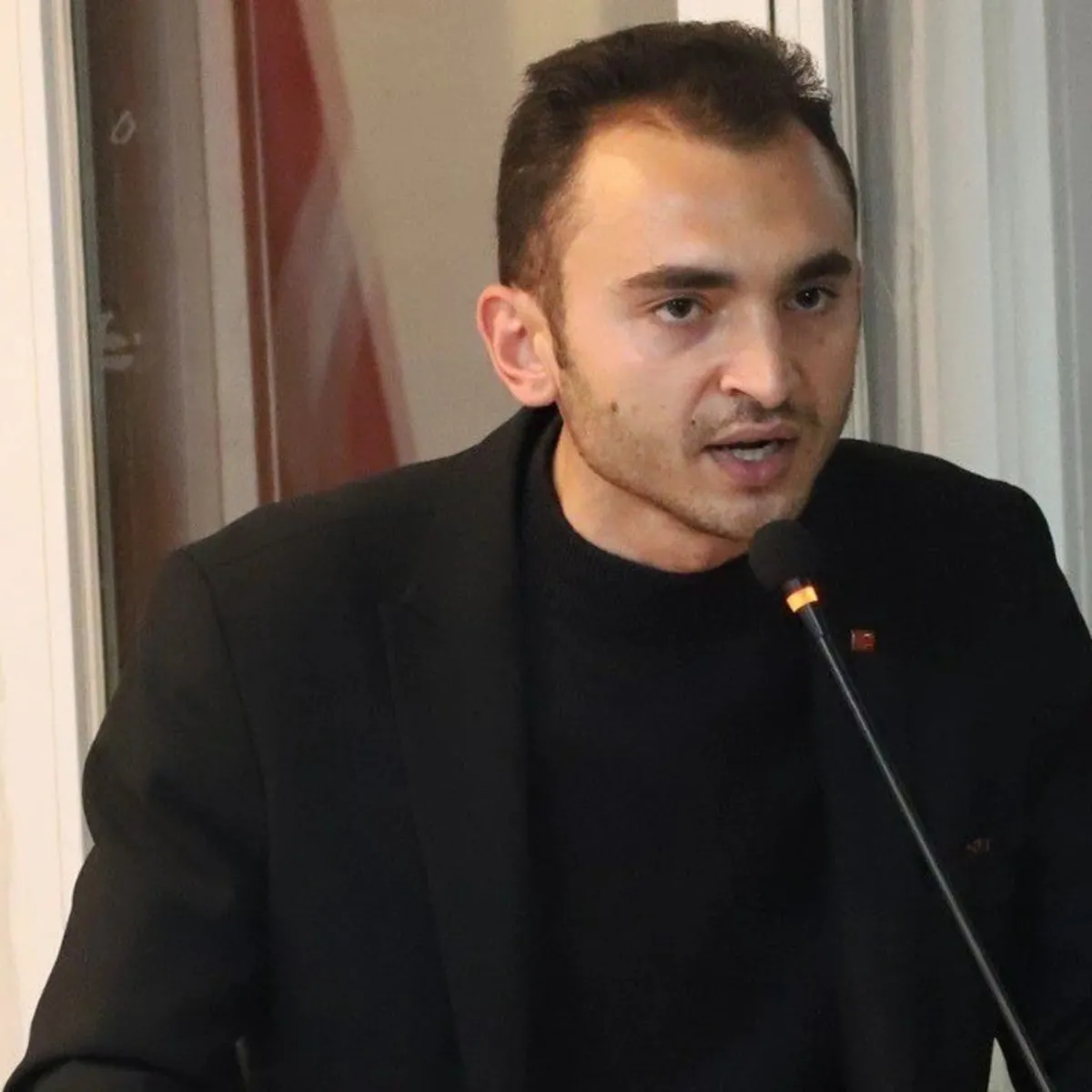 Başkan Erdoğan'a hakaret iddiasına CHP'li ilçe başkanı dahil 4 gözaltı!