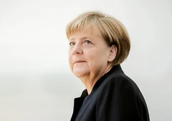 BND Merkel’e operasyon yaptı