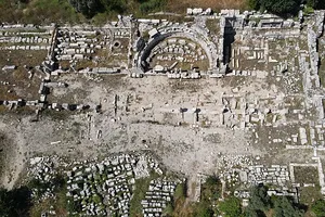 Antik kentte bulunan her 3 eserden 1’i Türk dönemine ait