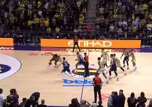 Anadolu Efes Fransa’da uzatmada yıkıldı