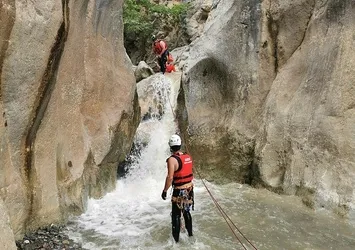 Bursa'da meydana gelen selde kaybolan Derya Bilen'i arama çalışmaları yeniden başladı