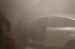 İstanbul’da AVM’nin otoparkında araç yangını
