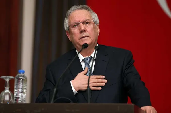 Aziz Yıldırım’dan Ali Koç’a Süper Kupa tepkisi: Süper Kupa finaline U19 ile çıkmak korkaklık ve armamıza yapılmış bir hakarettir