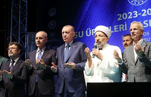 baskan-recep-tayyip-erdogandan-depremzede-balikcilara-destek-mujdesi-60-bin-liraya-yakin-odeme-hesaplarda-1693514459174.jpg Başkan Recep Tayyip Erdoğan'dan depremzede balıkçılara destek müjdesi: 60 bin liraya yakın ödeme hesaplarda - 2