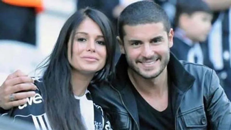 Berk Oktay ve Merve Şaraçıoğlu çekişmeli boşanma davası ertelendi