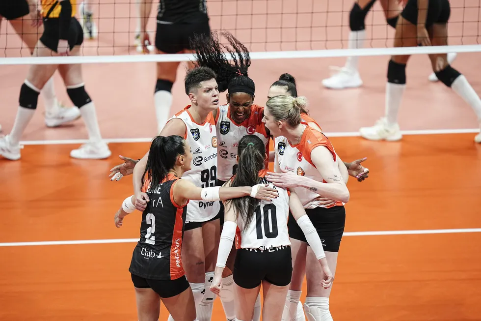 avrupanin-zirvesinde-7-sampiyonluk-turk-finalinde-kazanan-vakifbank-oldu-1777836946592.jpg FOTOĞRAF (AA)