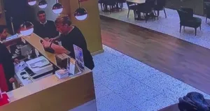 Akılalmaz plan sonu oldu! Uçağı kaçırınca...