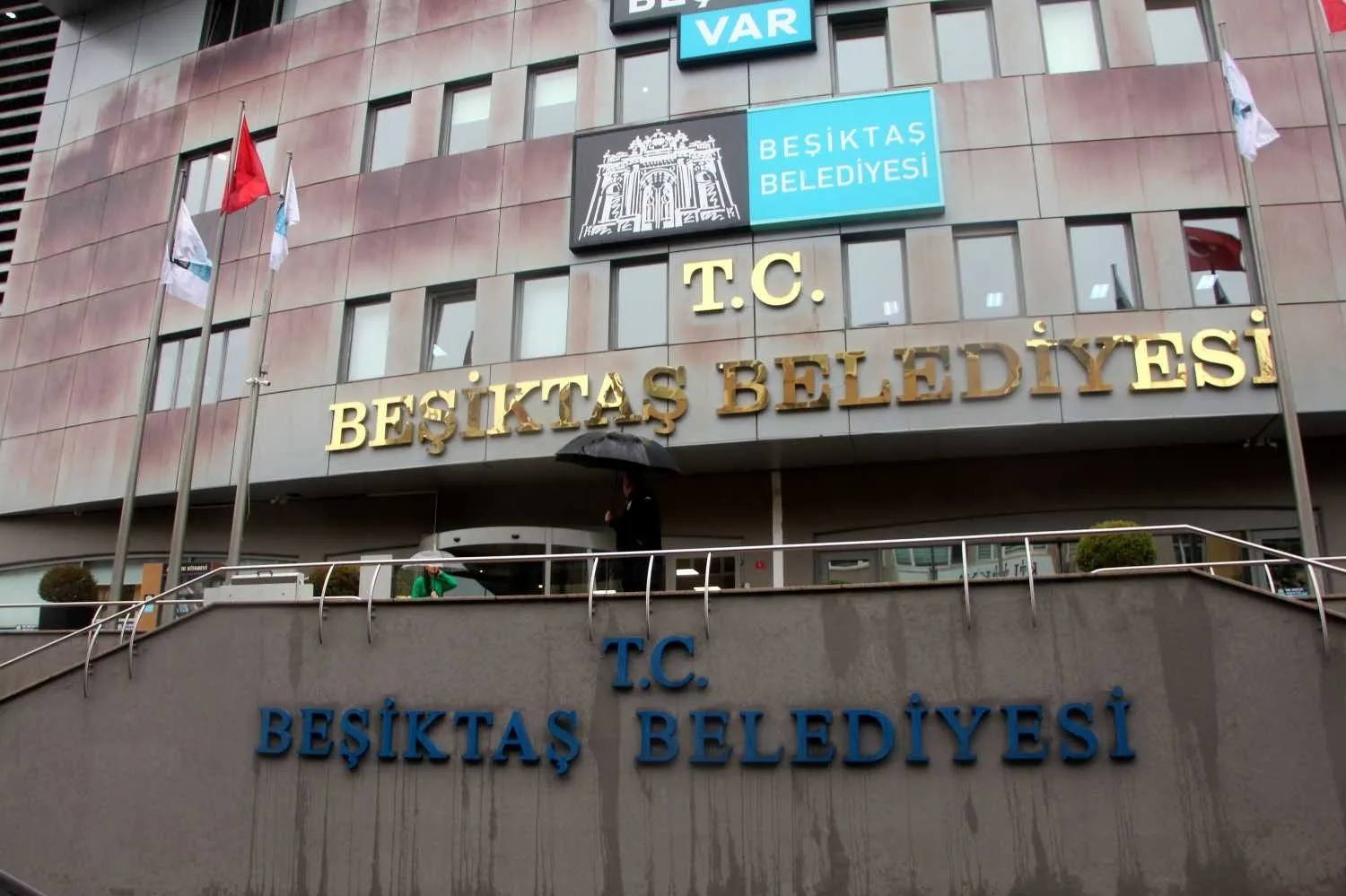 Beşiktaş Belediyesi operasyonunda yargıya uzanan el! Kritik bilgiler önceden sızdırıldı