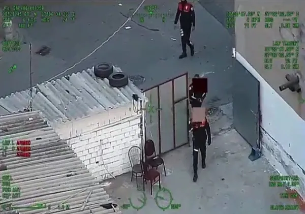 izmirde-dev-uyusturucu-operasyonu-36-gozalti-1633718321072.jpg İzmir’de dev uyuşturucu operasyonu! 36 gözaltı - 1