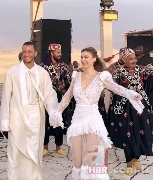 Şeyma Subaşı ablası Kübra Açıl’dan olay paylaşım! Düğüne davet edilmedi soluğu orada aldı 17