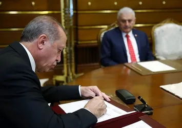 YAŞ kararları "darbe" söylentisine yanıt oldu