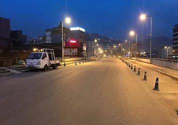Sokağa çıkma kısıtlamasından muaf yerler ve kişiler belli oldu