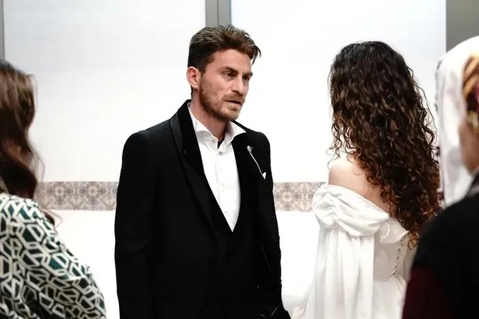 1726480907831.jpeg Bir Gece Masalı'nda Mahir yeni bir kararın eşiğinde! - 2
