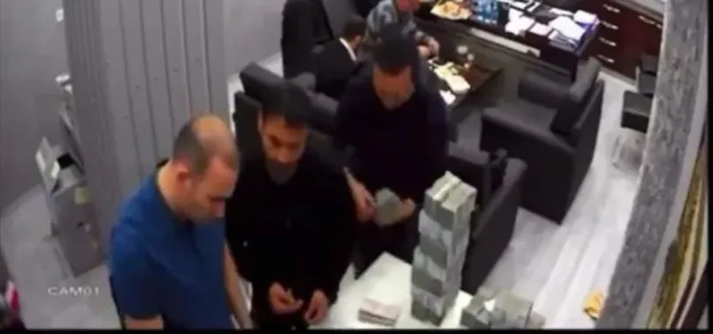 CHP'deki kayıt dışı para trafiğinde ortalık yangın yeri! Kaftancıoğlu da İmamoğlu'nu hedef gösterdi! Savcılıkta skandal ifade: Paraları neden saydığımı hatırlamıyorum